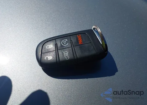 2018 Jeep Grand Cherokee Altitude 4X4 z USA, uszkodzony, nr VIN 1C4RJFAGXJC443873